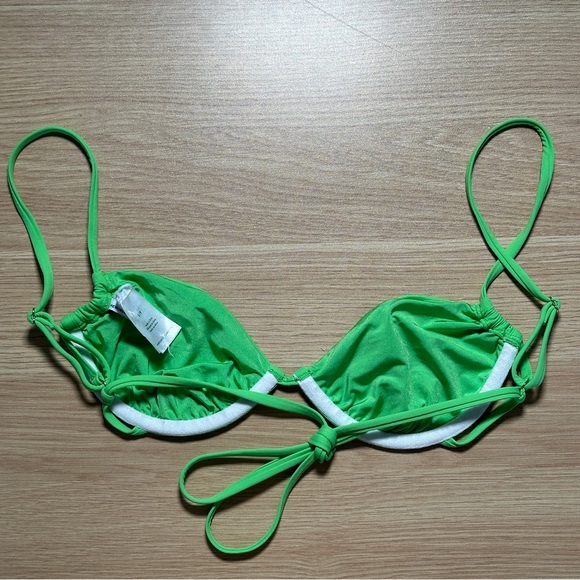 •WEWOREWHAT Ruched Underwire Top and Delilah Bottom bikini set in Neon Green - Picture 5 of 15